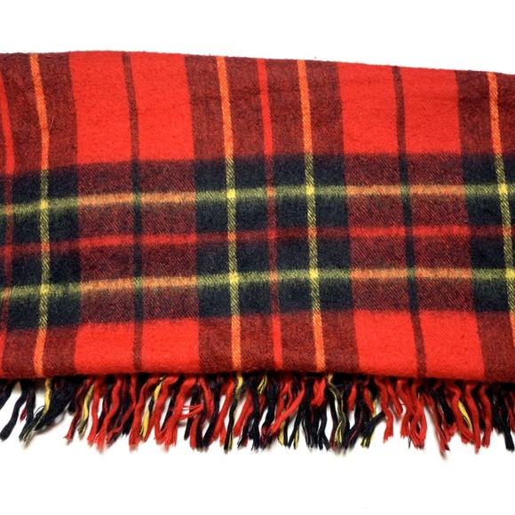 Vintage Plaid Tartan Throw Blanket Fringe Trim Red
